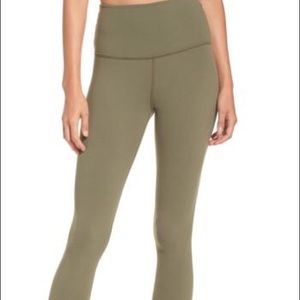 Beyond yoga take me higher leggings olive green